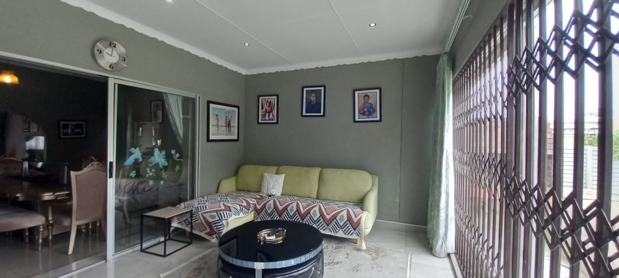 4 Bedroom Property for Sale in Amalinda Eastern Cape